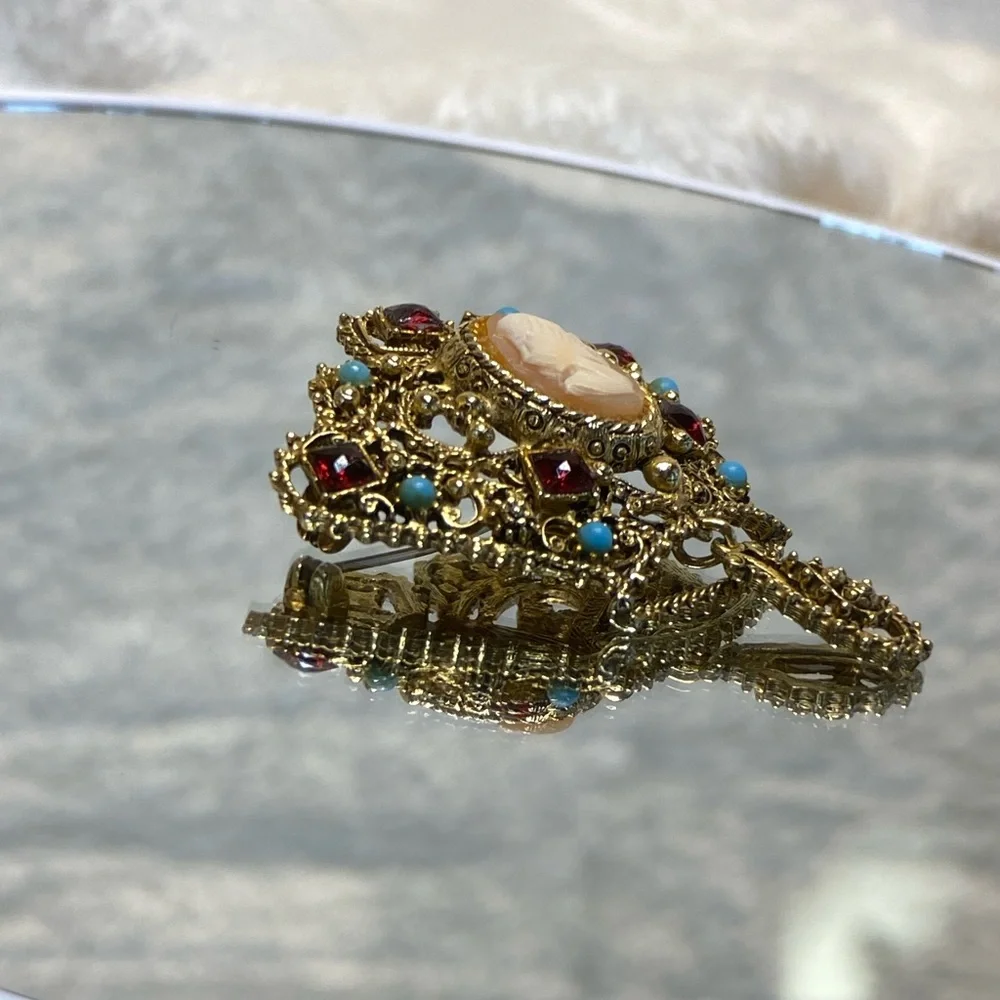 Vintage Crown FLORENZA BROOCH CARVED SHELL CAMEO with Garnet and Turquoise Glass